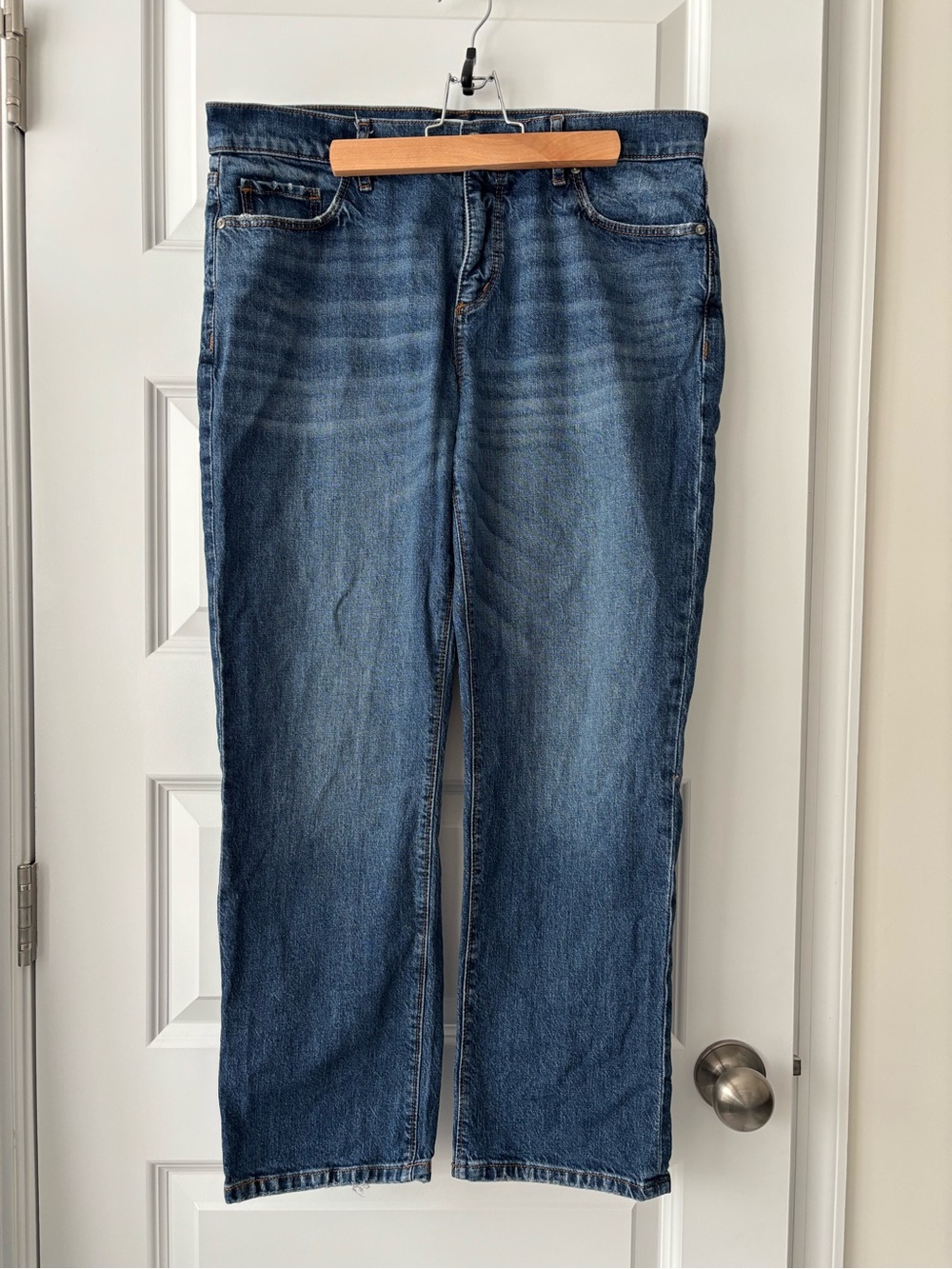 LOFT Straight Crop Jeans Medium Wash Size 8